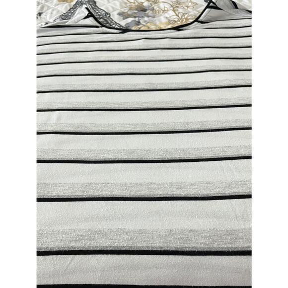 WHBM SHORT SLV, PULL-OVER, CREW NECK, TUNIC TOP, WOMENS, M, WHITE/BLACK STRIPES - Picture 6 of 11